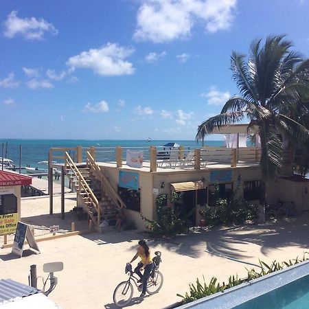 Popeye'S Beach Resort San Pedro  Exteriér fotografie
