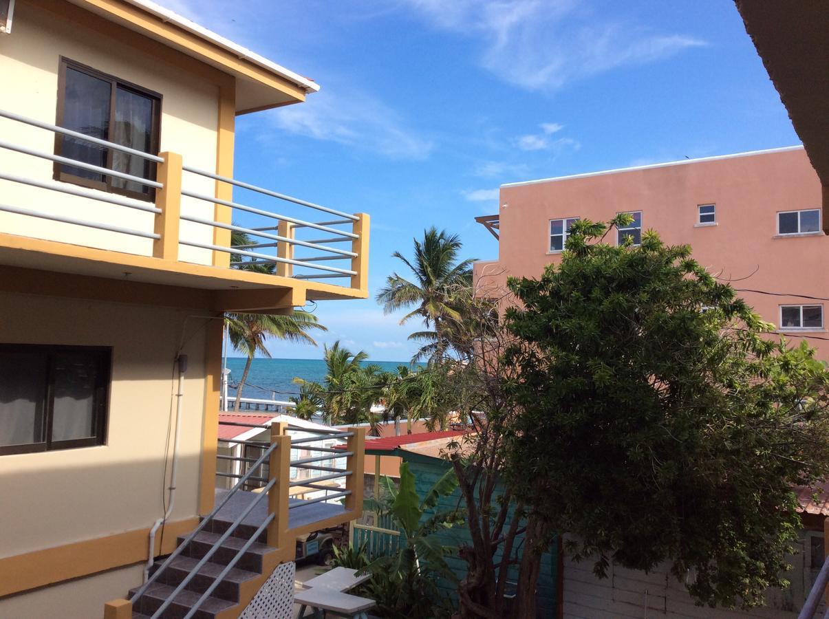 Popeye'S Beach Resort San Pedro  Exteriér fotografie