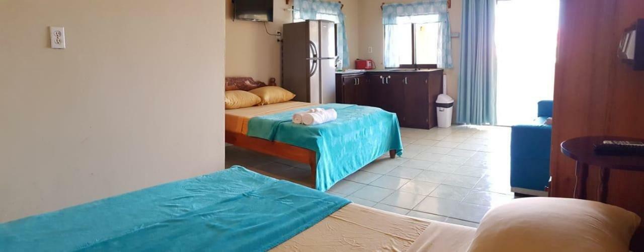 Popeye'S Beach Resort San Pedro  Exteriér fotografie